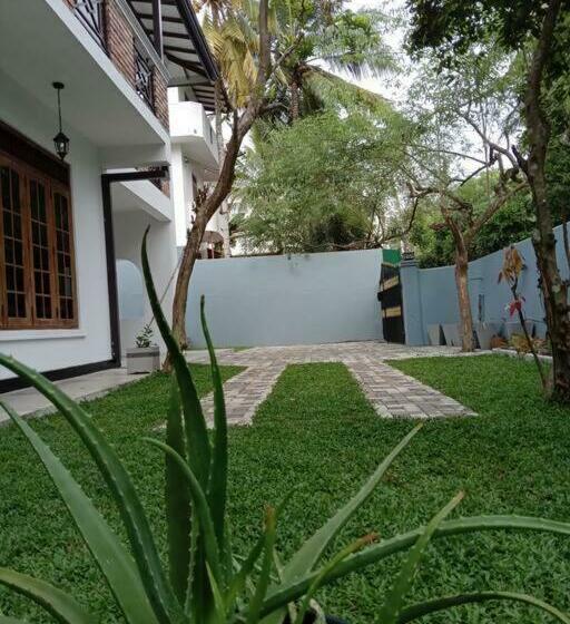 مبيت وإفطار Sky Bloom