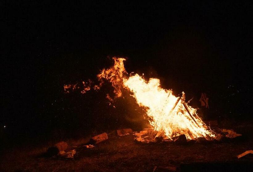 مبيت وإفطار Tevra Hotel, Top Of The Mountain, Camping, Nature, Ijevan, Dilijan