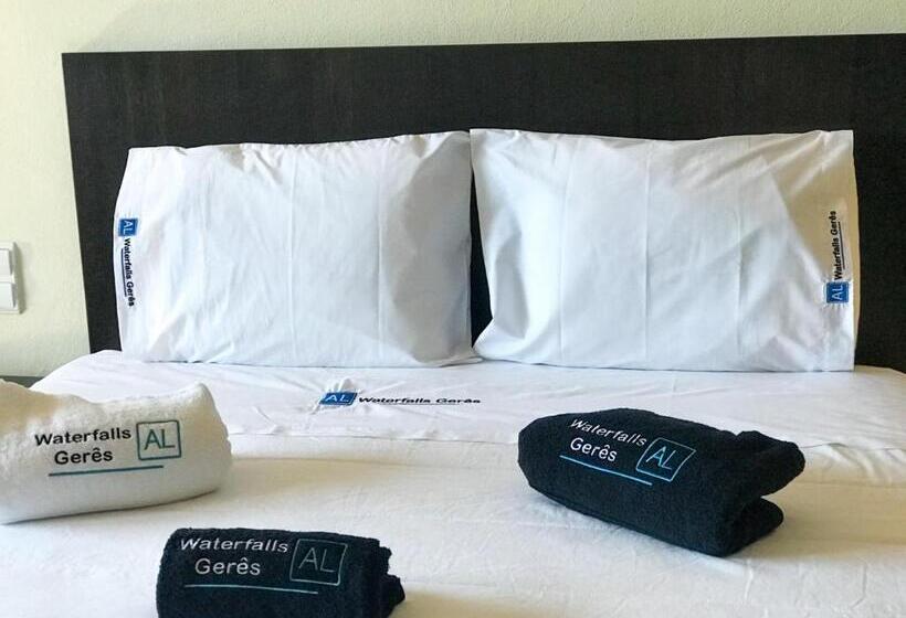 צימר Waterfalls Gerês Al