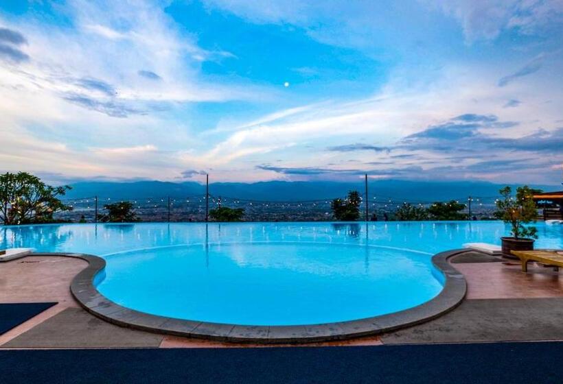 Bukit Indah Doda Hotel & Resorts