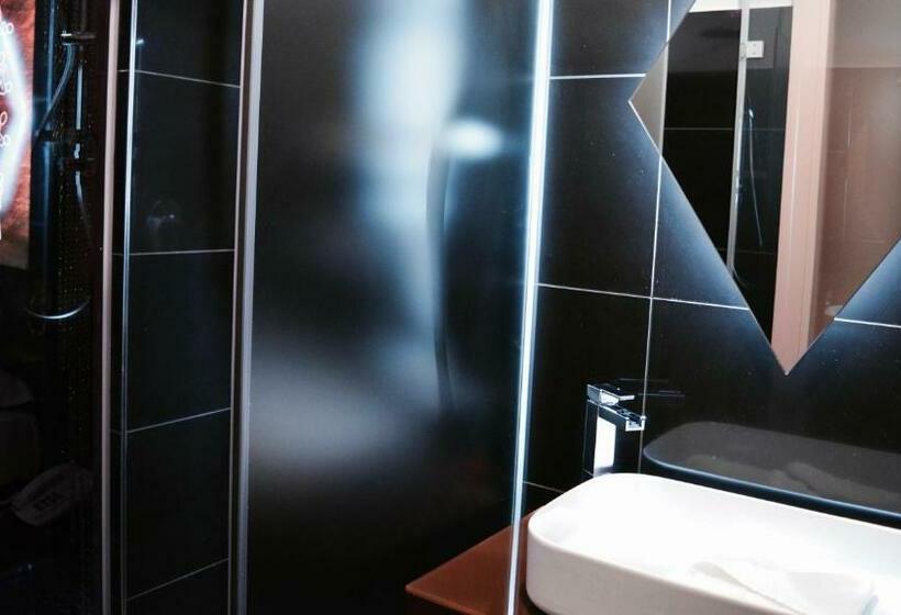 C Rooms Love Motel Monza