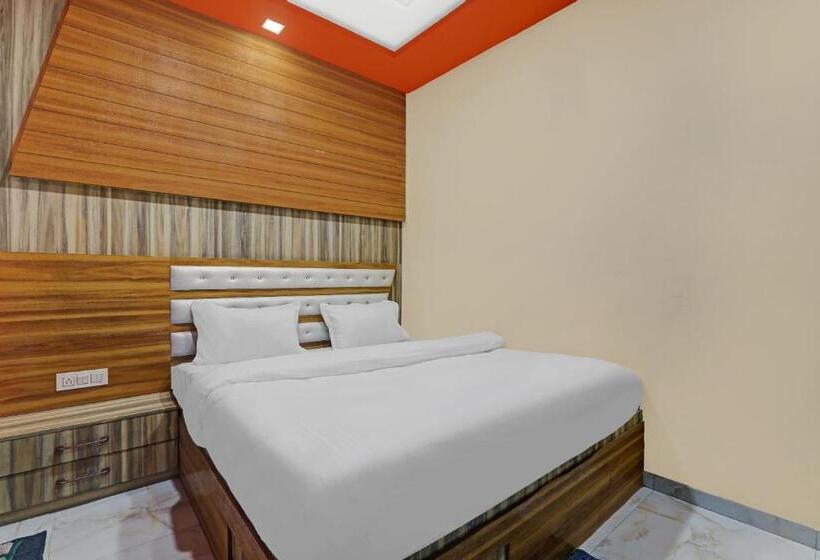 Capital O Hotel Shree