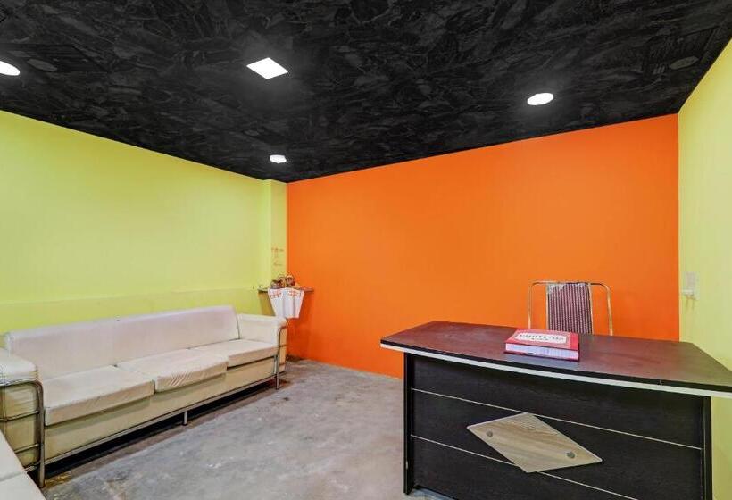 Capital O Hotel Shree