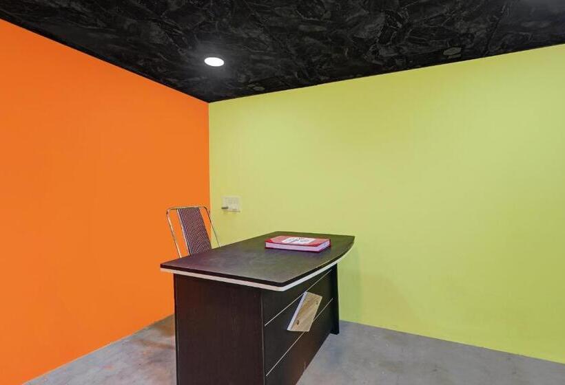 Capital O Hotel Shree