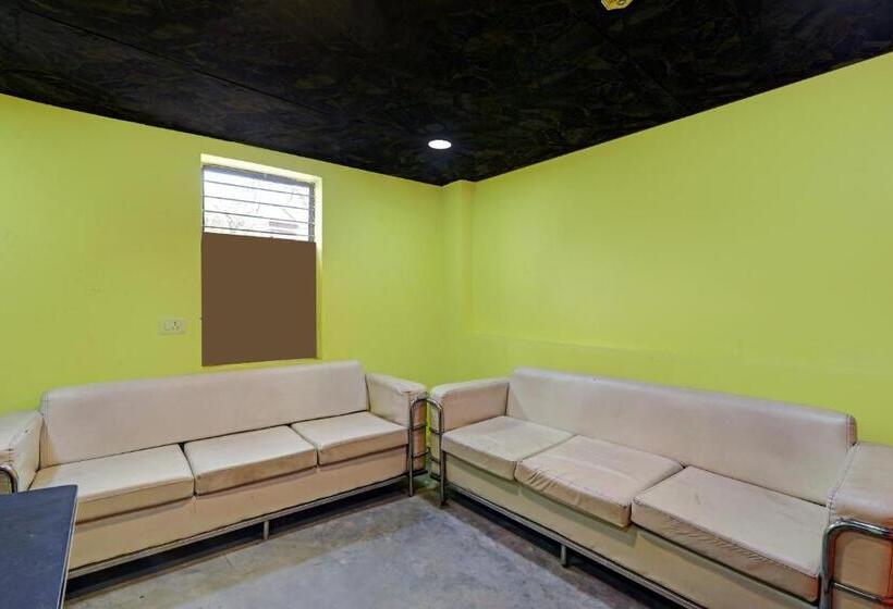 Capital O Hotel Shree