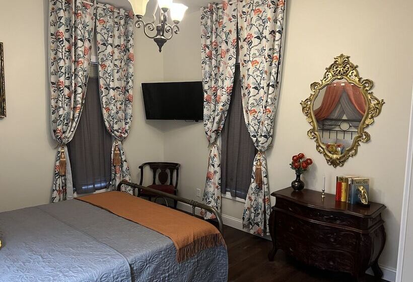 Holland Farmhouse Inn B&b