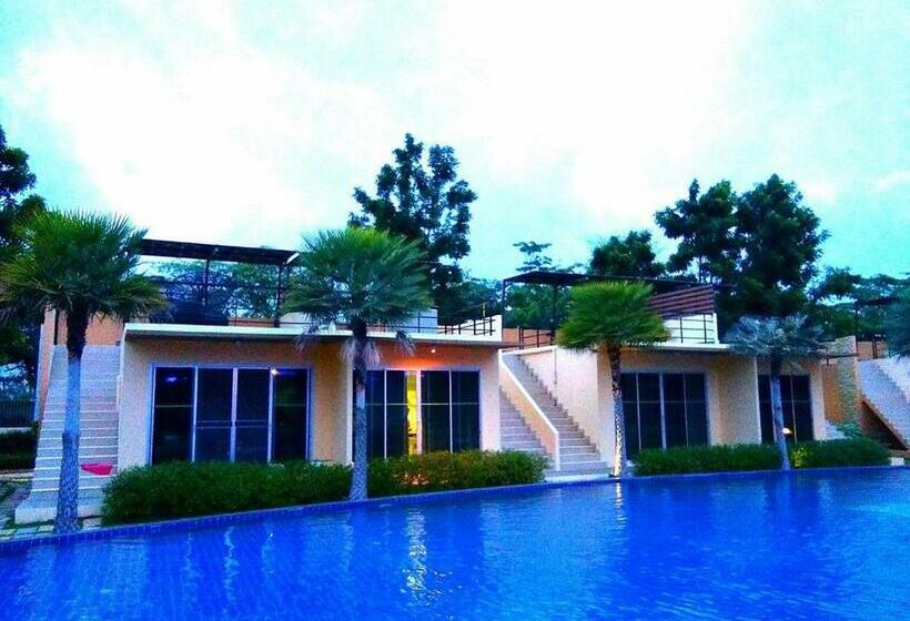 Отель Bangkok.grand.resort