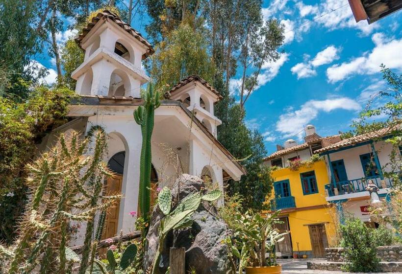 هتل Casona Museo Catalina Huanca