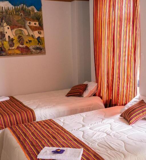 هتل Casona Museo Catalina Huanca