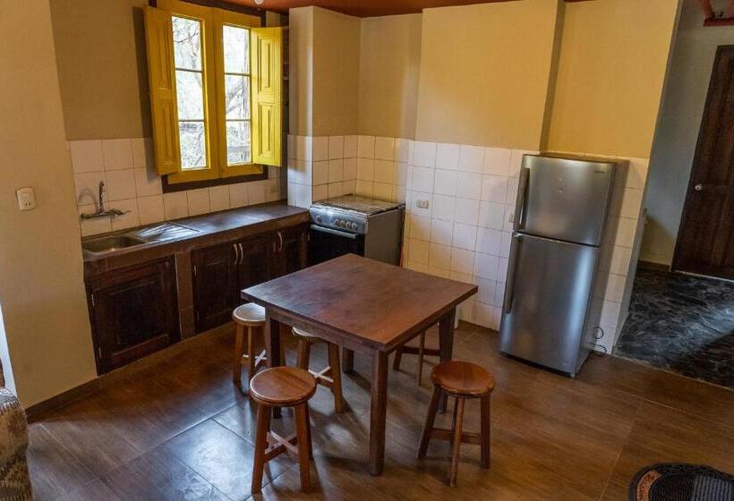 هتل Casona Museo Catalina Huanca