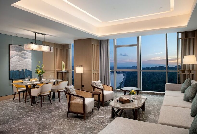 酒店 Hualuxe Yibin, An Ihg