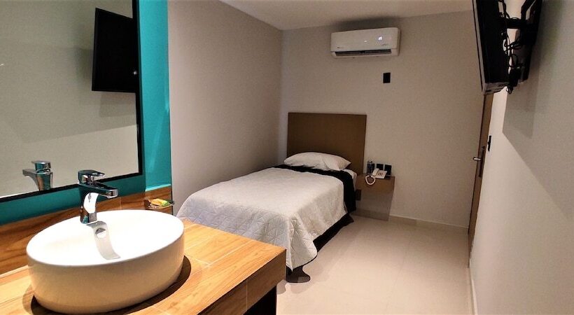 Отель Kavia Mazatlan