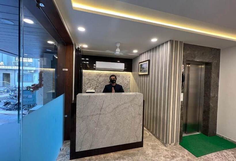 בית מלון כפרי Natham By Vrinda