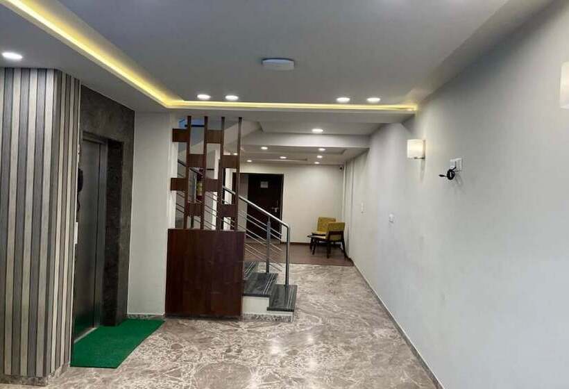 בית מלון כפרי Natham By Vrinda