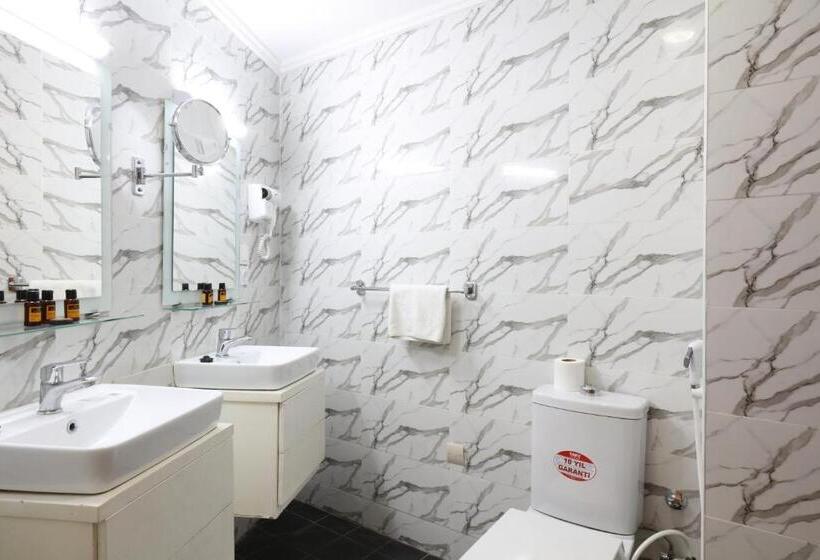 Silver Suites Hotel & Spa