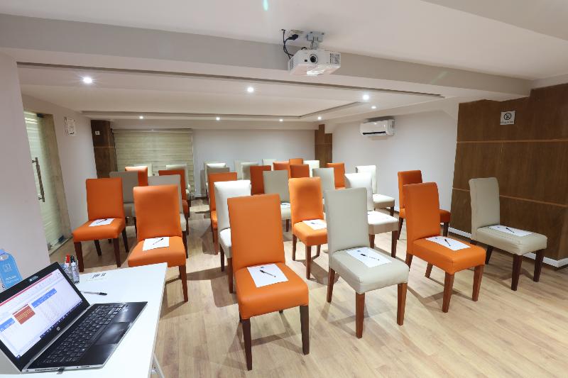 Silver Suites Hotel & Spa