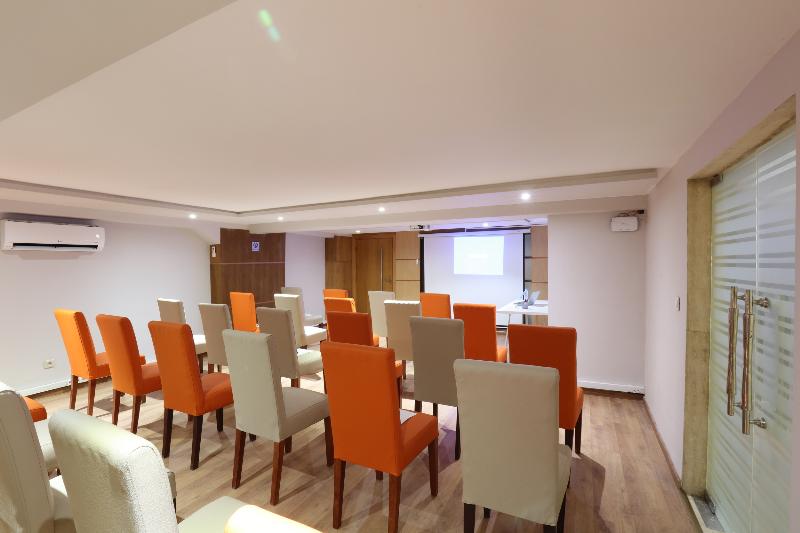 Silver Suites Hotel & Spa