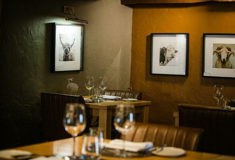 酒店 The Hammer And Pincers