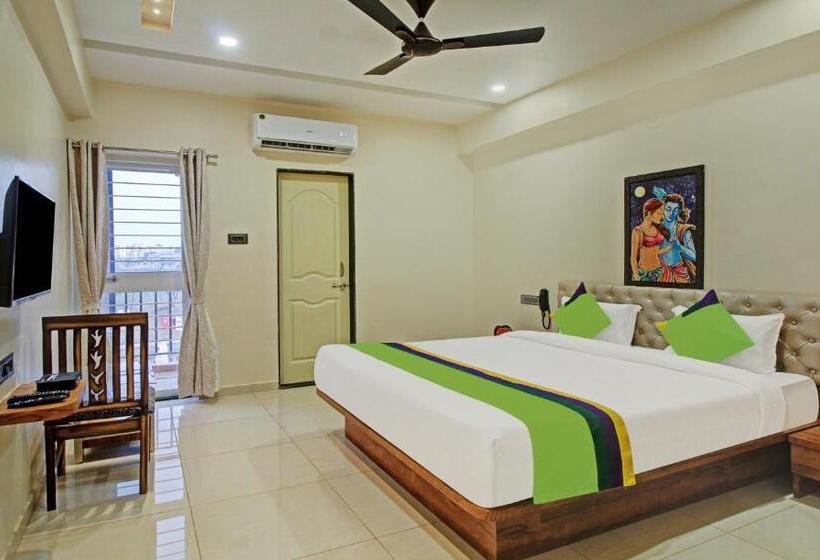 ホテル Treebo Royal Imperio