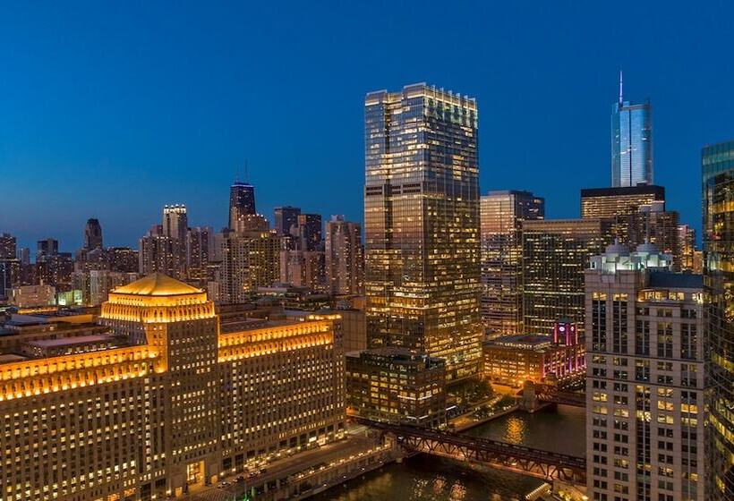 هتل Voco Chicago Downtown, An Ihg