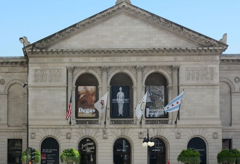 هتل Voco Chicago Downtown, An Ihg