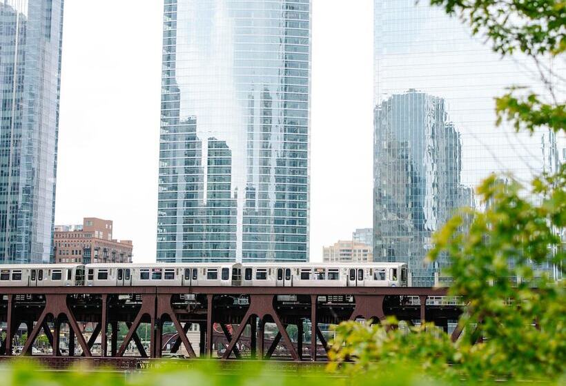 هتل Voco Chicago Downtown, An Ihg