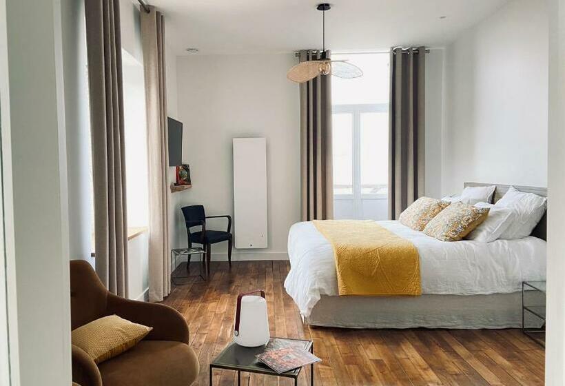 ペンション La Cour Tellier