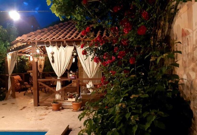 펜션 Monument Guesthouse