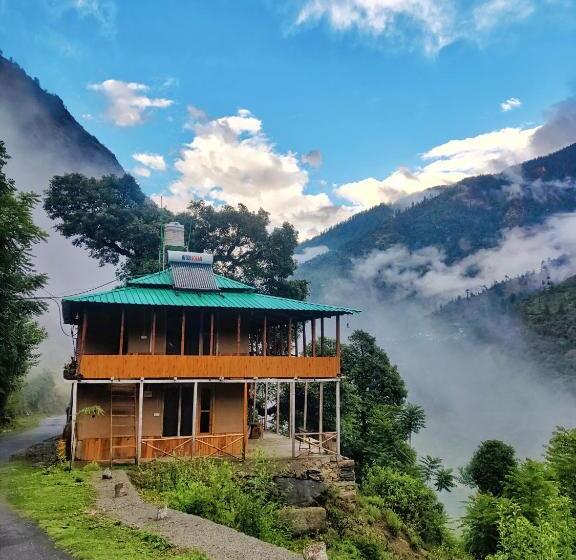 بنسيون Tirthan Ecostay