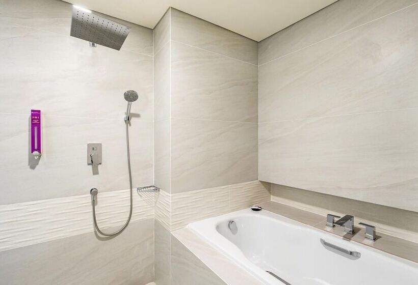 酒店 Quest Prime Pemuda   Semarang