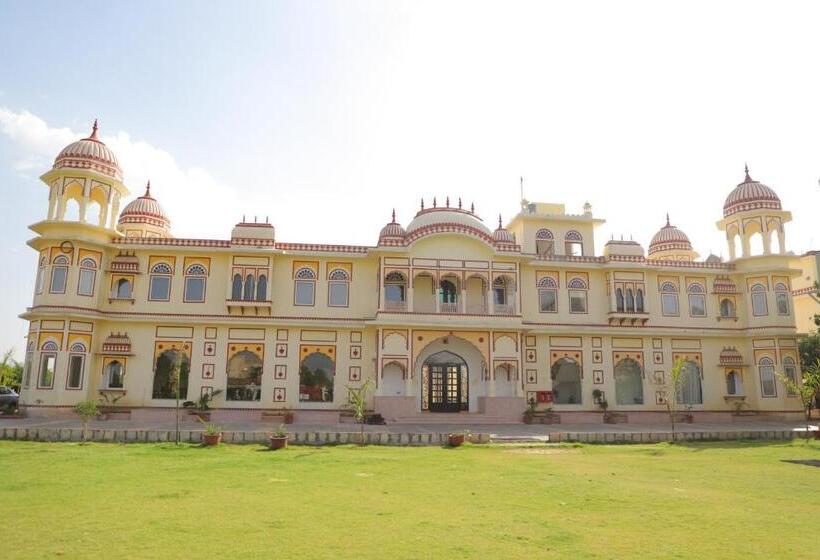 منتجع The Grand Barso