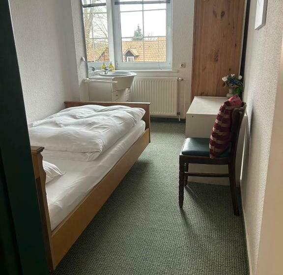 مبيت وإفطار Altenmedinger Hof