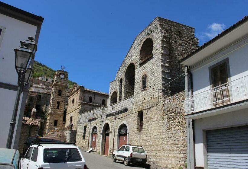 住宿加早餐  Antica Dimora Palazzo Rovitti