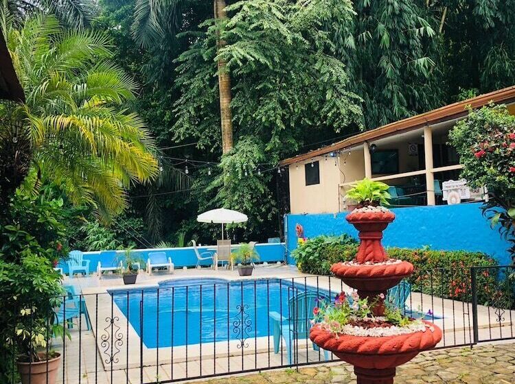 تختخواب و صبحانه Hospedaje Colibri