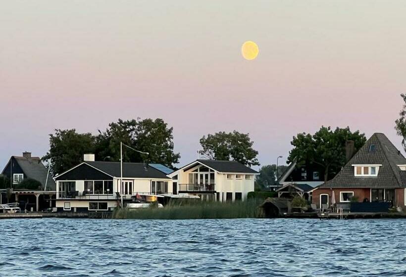 צימר Plassenzicht Logies & Sloepverhuur