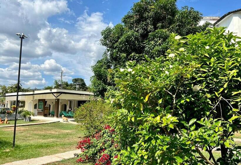 مبيت وإفطار Tacaloa Inn Experience