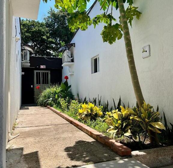 مبيت وإفطار Tacaloa Inn Experience