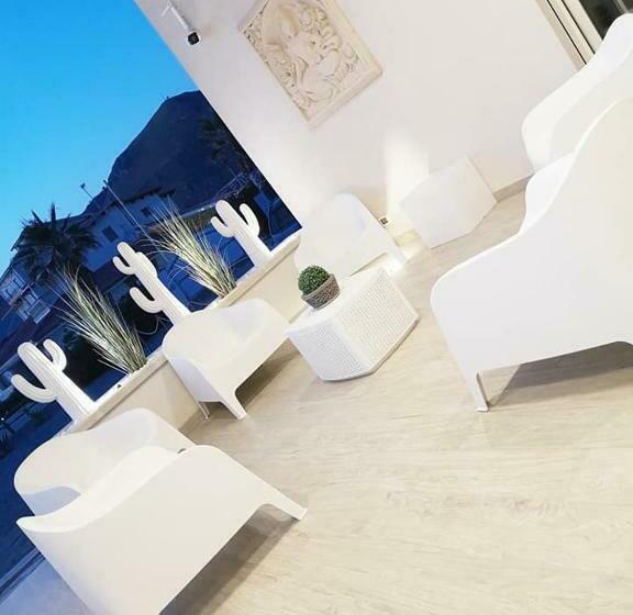 민박 Villa G&g Calabria