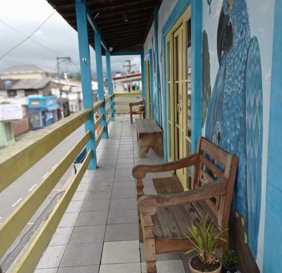 Girassol Hostel By Katita