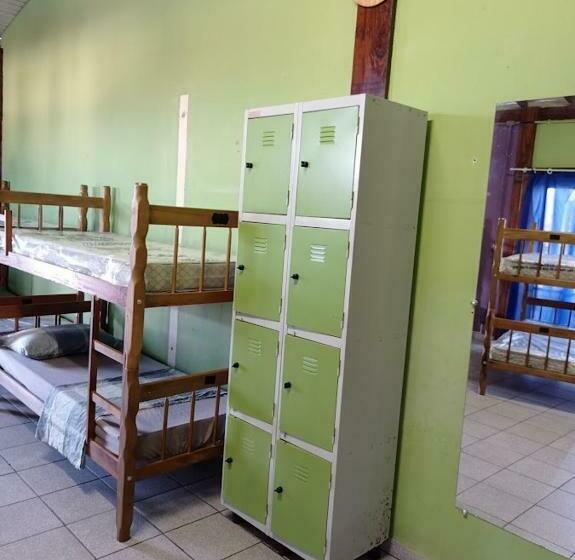 Girassol Hostel By Katita