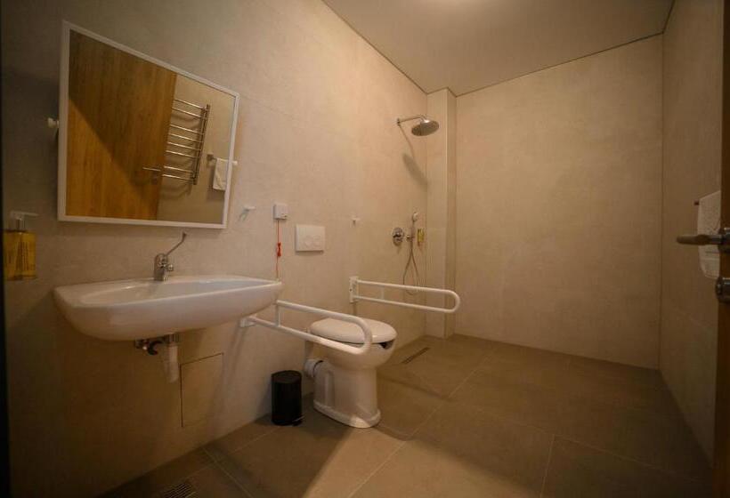 Отель Boutique Aquarel