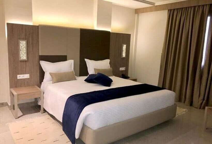 هتل Lescure Business Hôtel And Spa