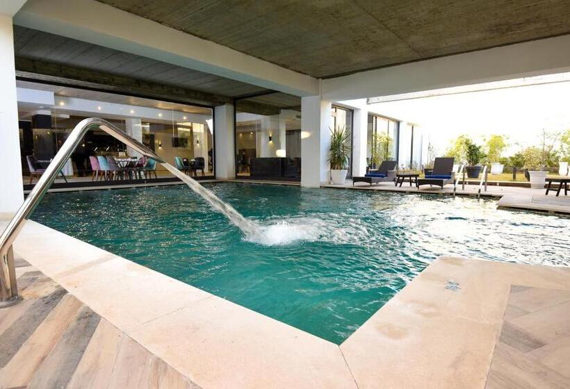 هتل Lescure Business Hôtel And Spa