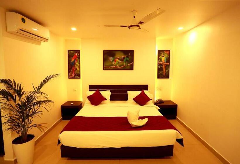 فندق Orfila Inn Airport