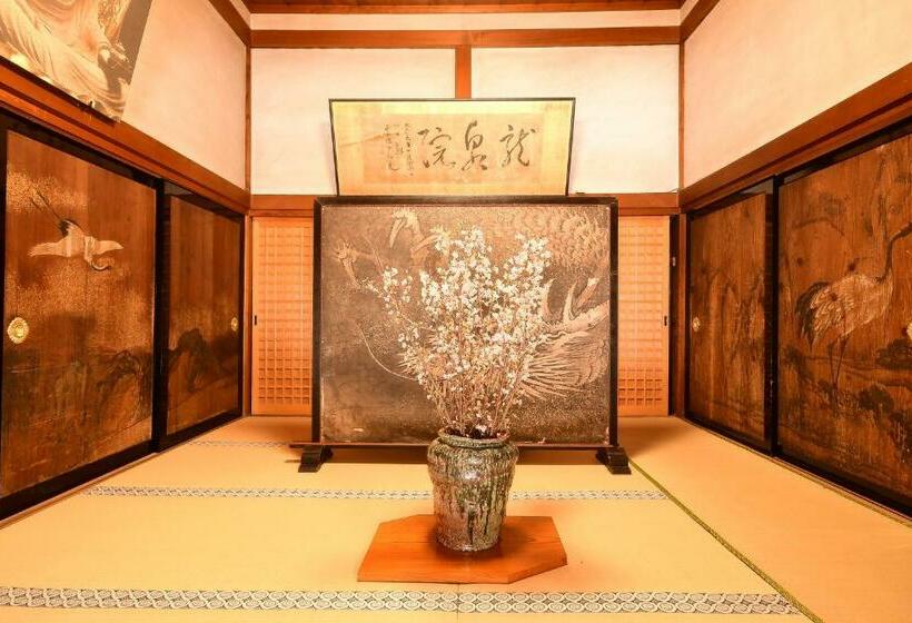 Ryokan 高野山 宿坊 龍泉院  Koyasan Shukubo Ryusenin