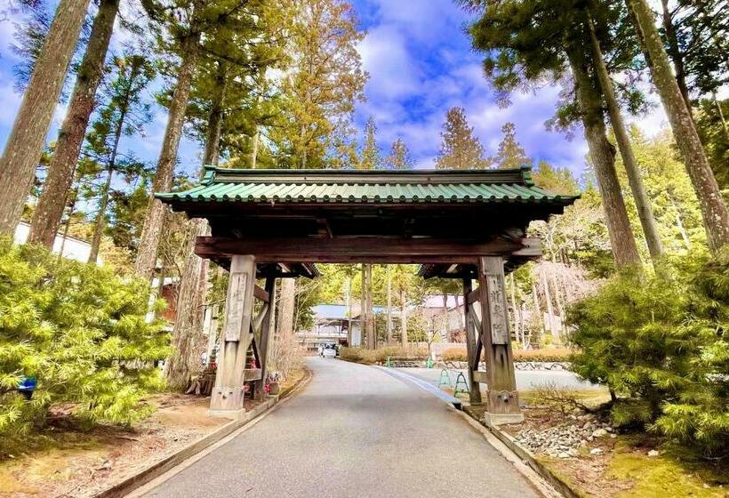 Ryokan 高野山 宿坊 龍泉院  Koyasan Shukubo Ryusenin