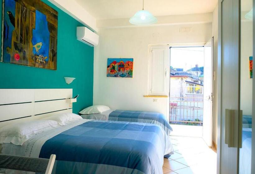 A Casa Di Chiara Bed And Breakfast