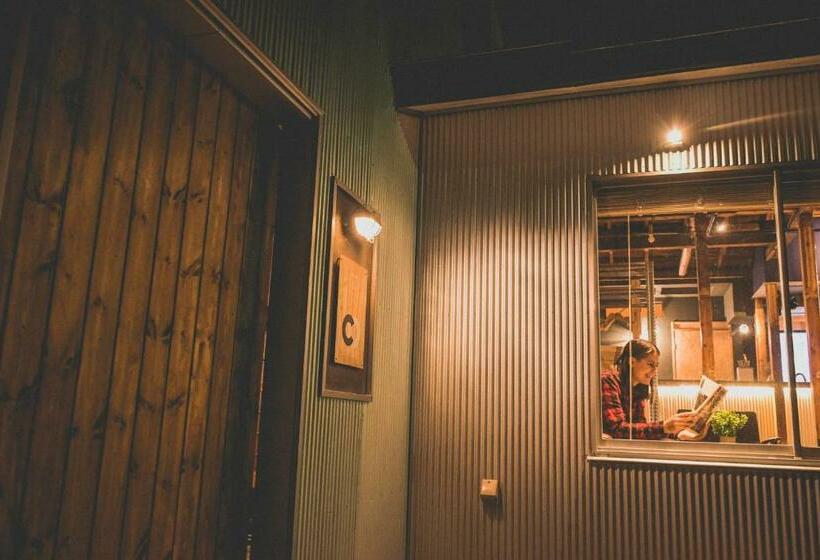 旅馆 Camellia Complex