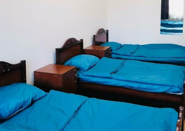 Arevahostel&apartment