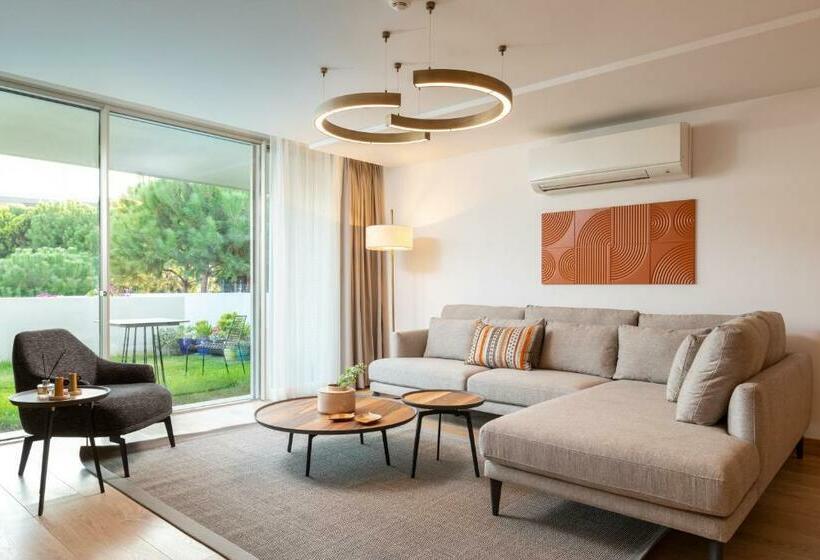 Hiddenbay Teos Sığacık Hotel, Spa And Restaurants